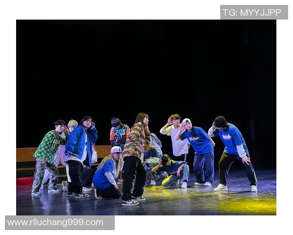 西安街舞队实力飙升引领潮流创新高展现街舞魅力与风采 西安街舞队实力飙升引领潮流创新高展现街舞魅力与风采